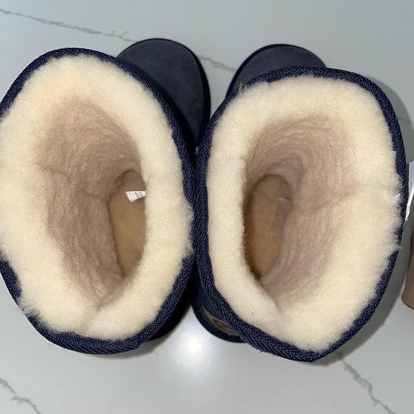 SHEEPSKIN BOOTS - Picture 7 of 12